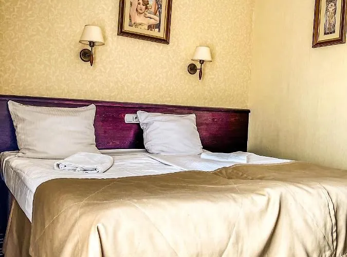 Ξενοδοχείο Adria 3*